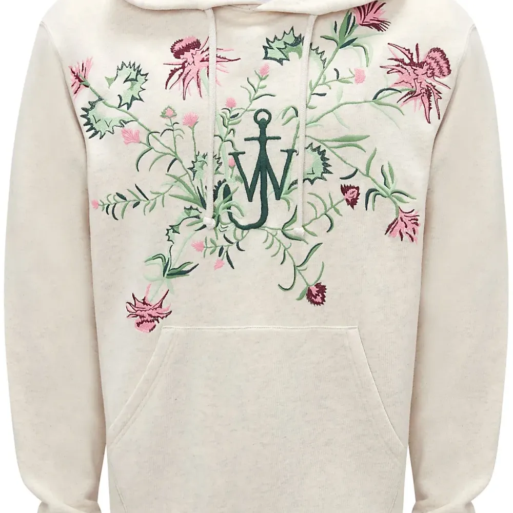 Худи с вышивкой из коллаборации с Pol Anglada