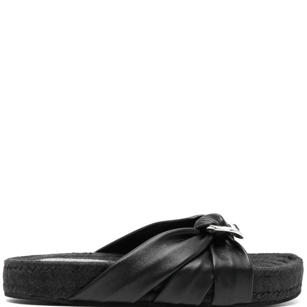 Сандалии Irina с пряжками Сандалии Irina с пряжками