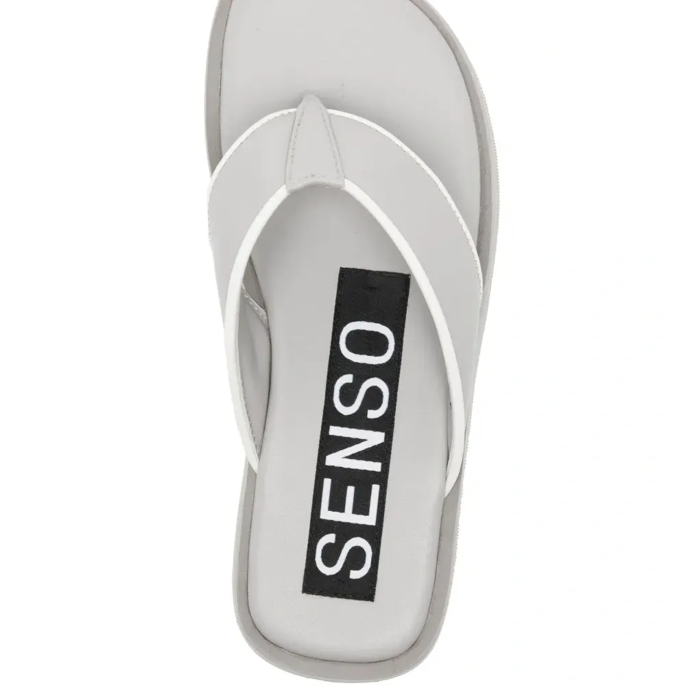 Шлепанцы Paxton на платформе Шлепанцы Paxton на платформе