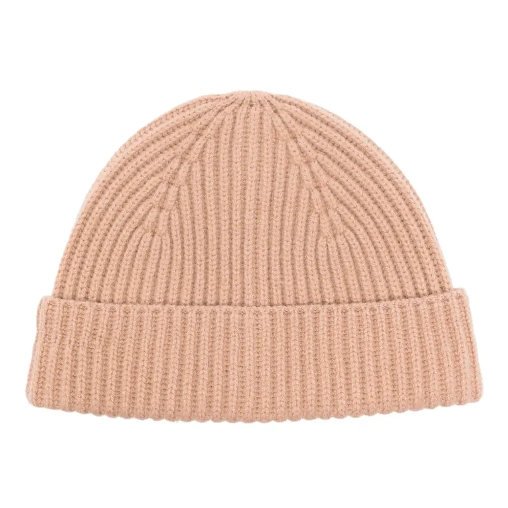 Шерстяная шапка бини в рубчик