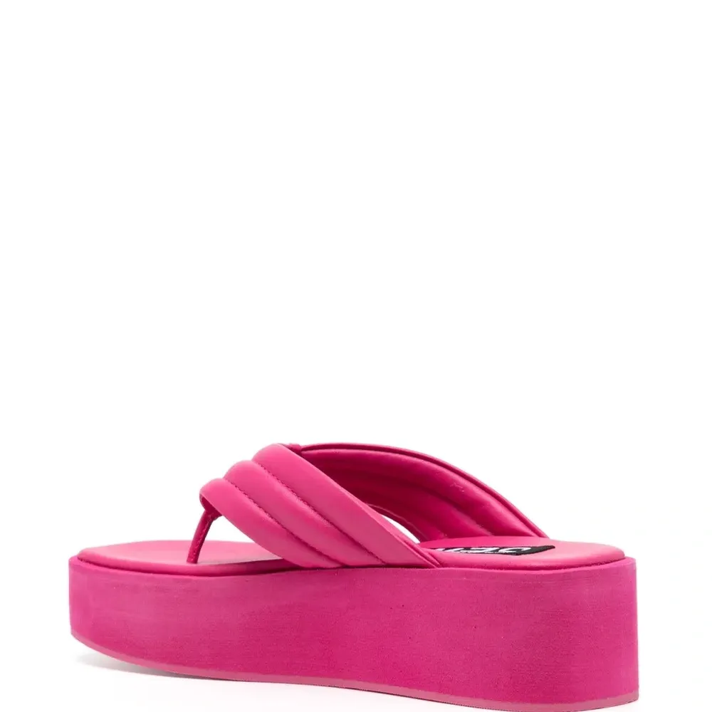 Шлепанцы Reese на платформе