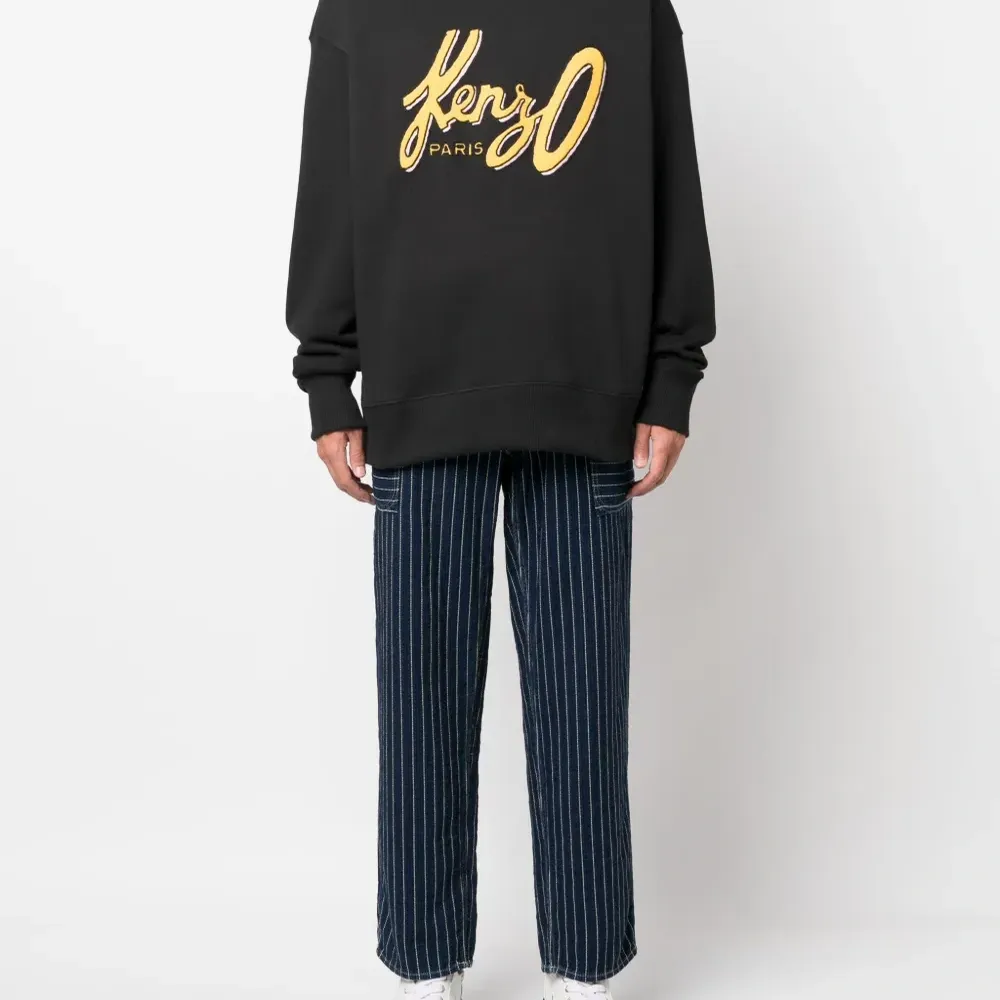 Толстовка с логотипом