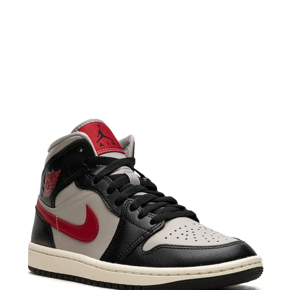 Кроссовки Air Jordan 1 Mid Red-College