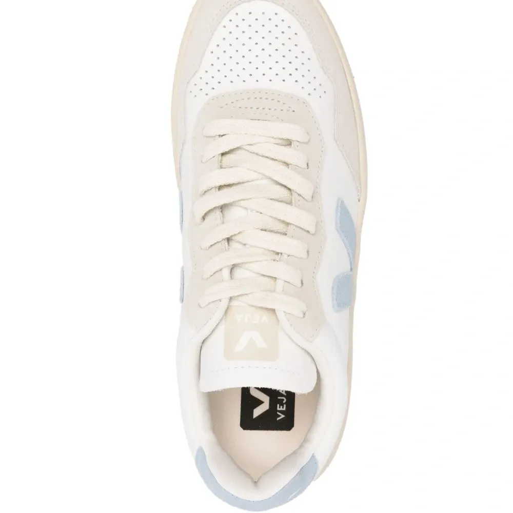 Кроссовки V-90 Кроссовки V-90