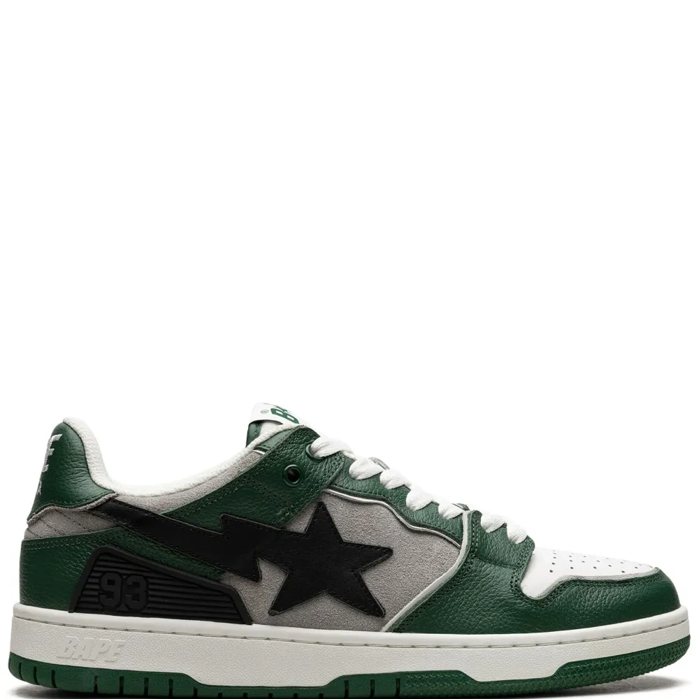 Кожаные кроссовки