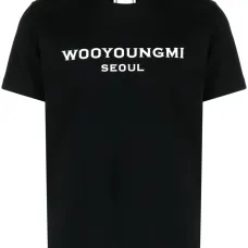 Футболка с логотипом