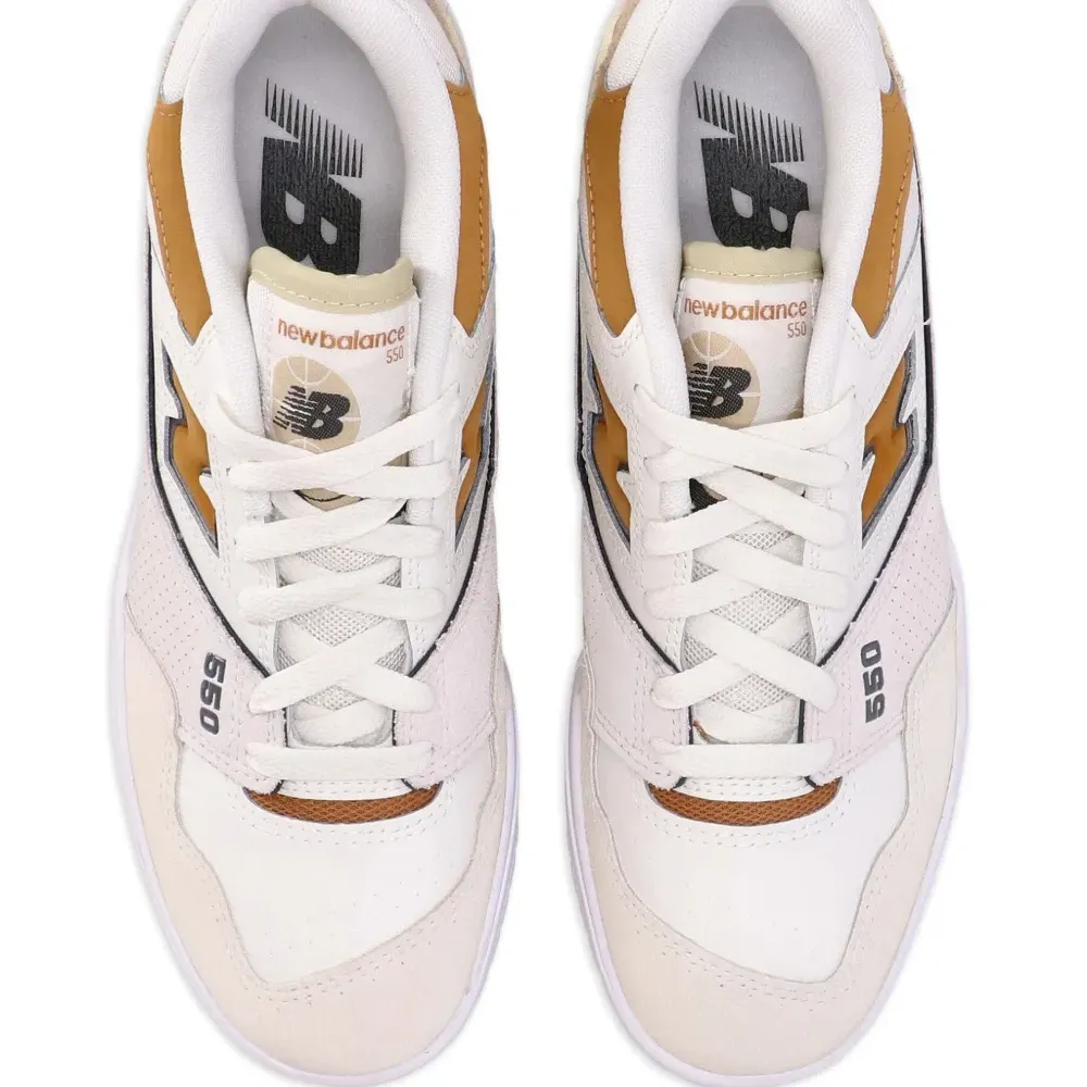 Кроссовки 550