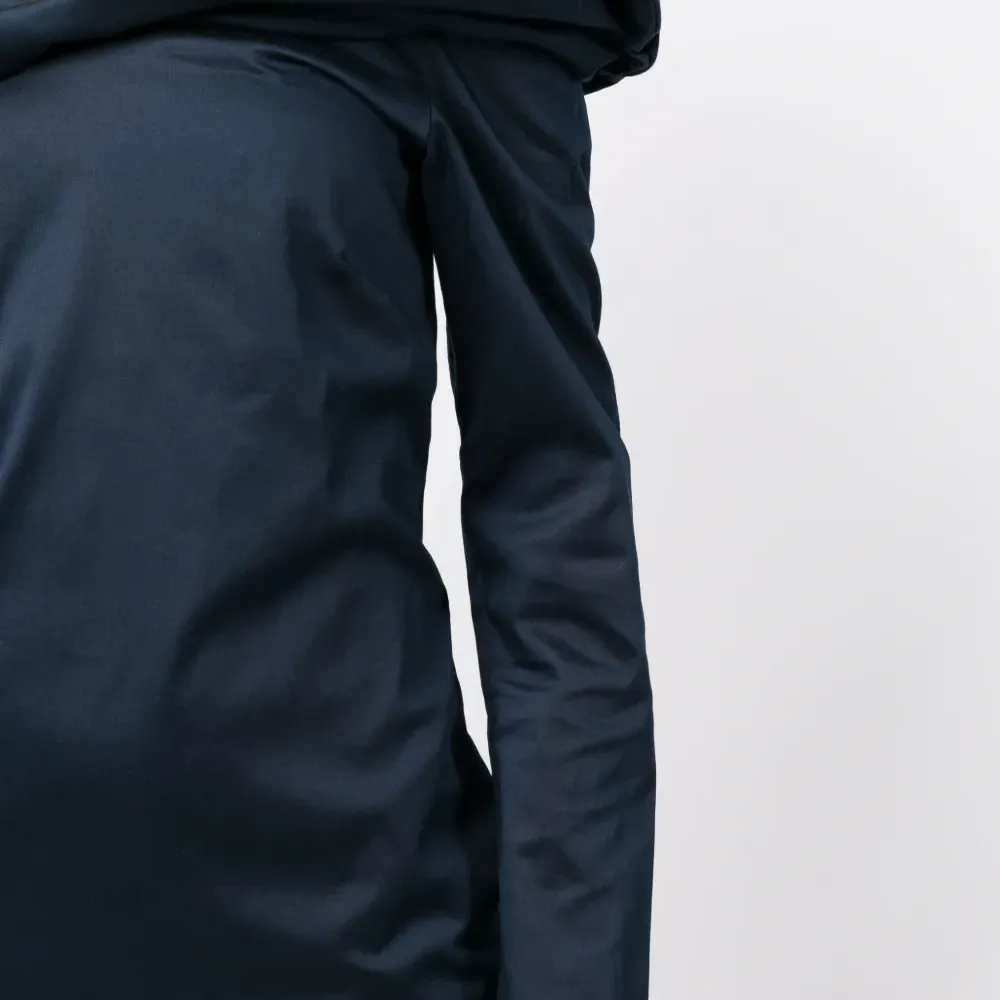 Платье миди с открытыми плечами