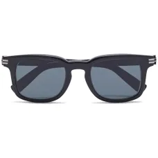 Солнцезащитные очки в круглой оправе