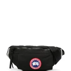 Поясная сумка с нашивкой-логотипом