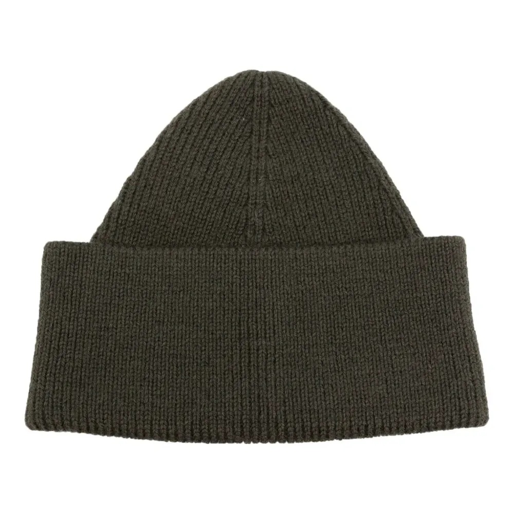 Шапка бини в рубчик с люверсами Шапка бини в рубчик с люверсами