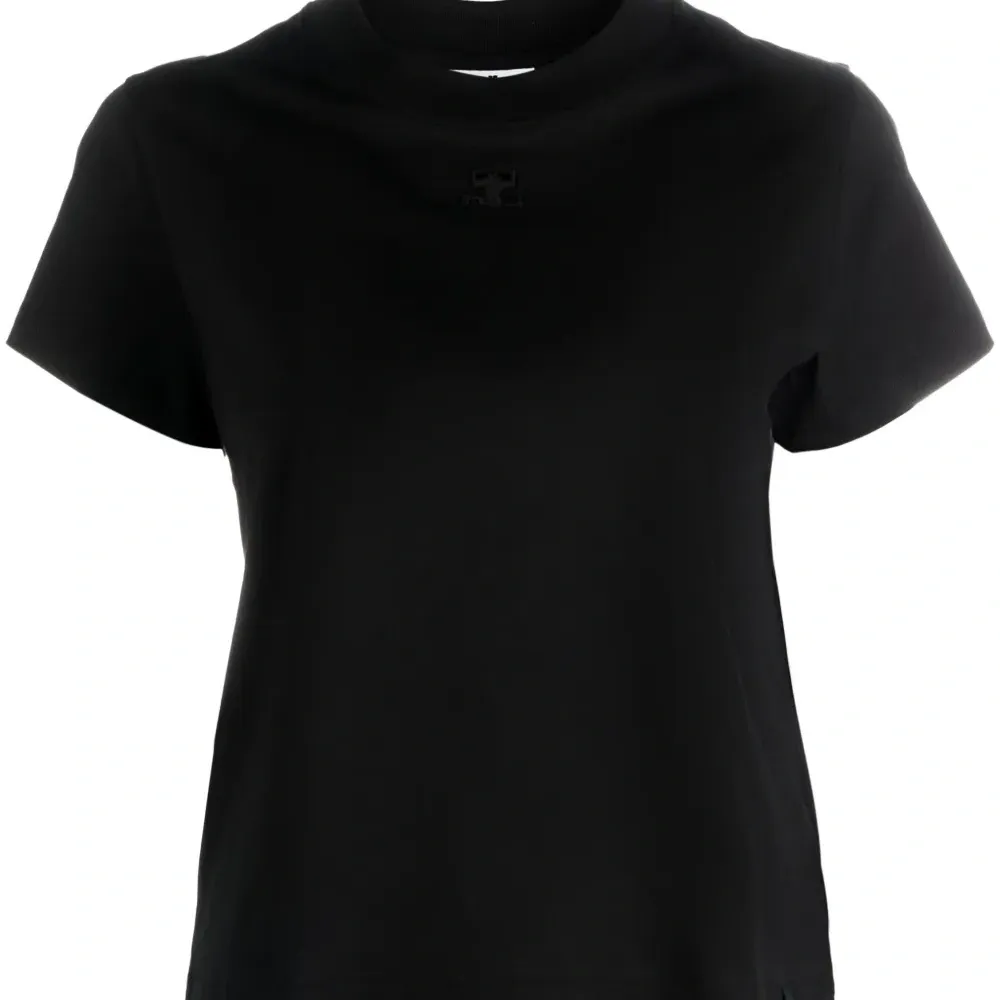 Футболка с круглым вырезом