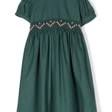 платье с вышивкой