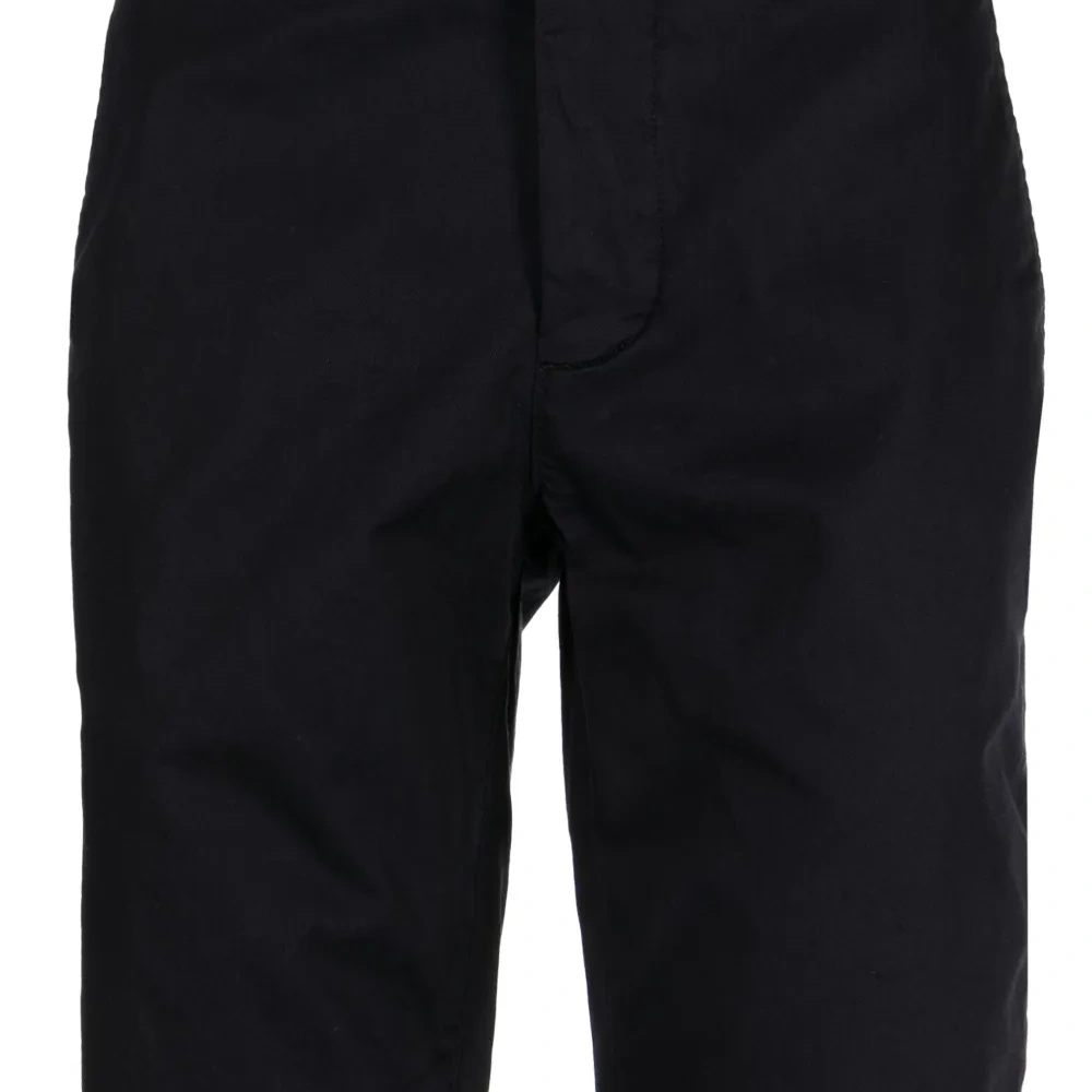 Узкие шорты чинос