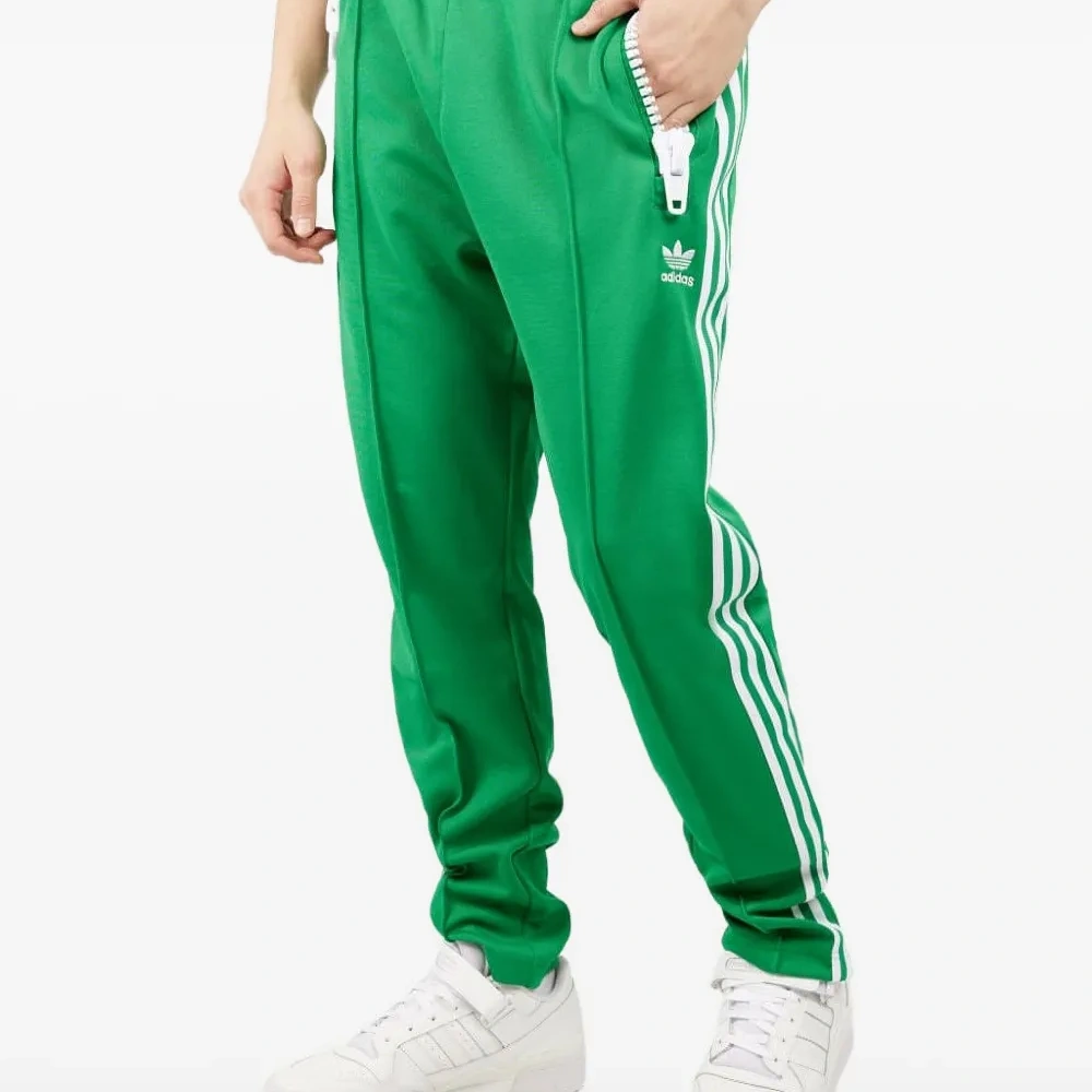 Спортивные брюки с логотипом