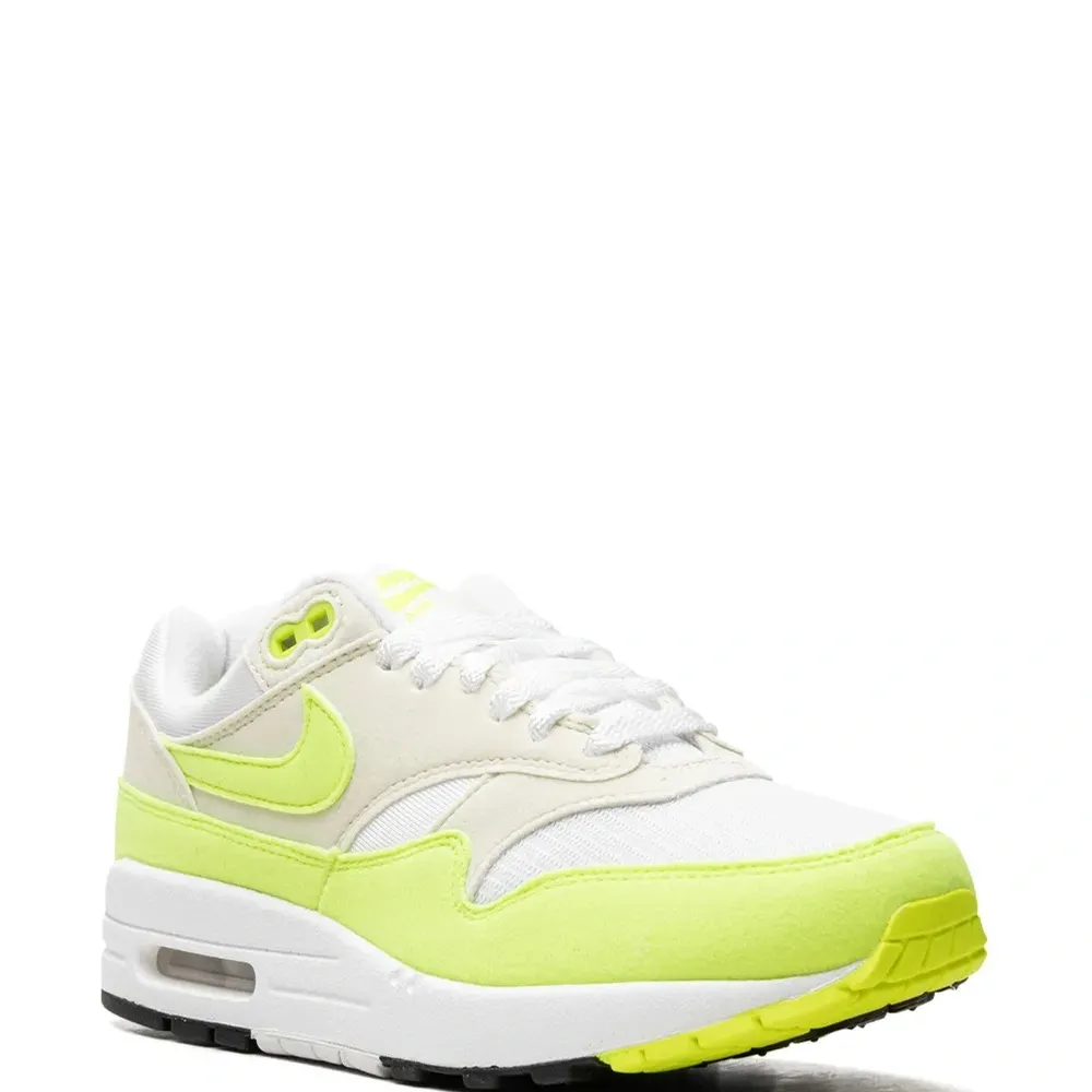 Кроссовки Air Max 1 Volt Suede