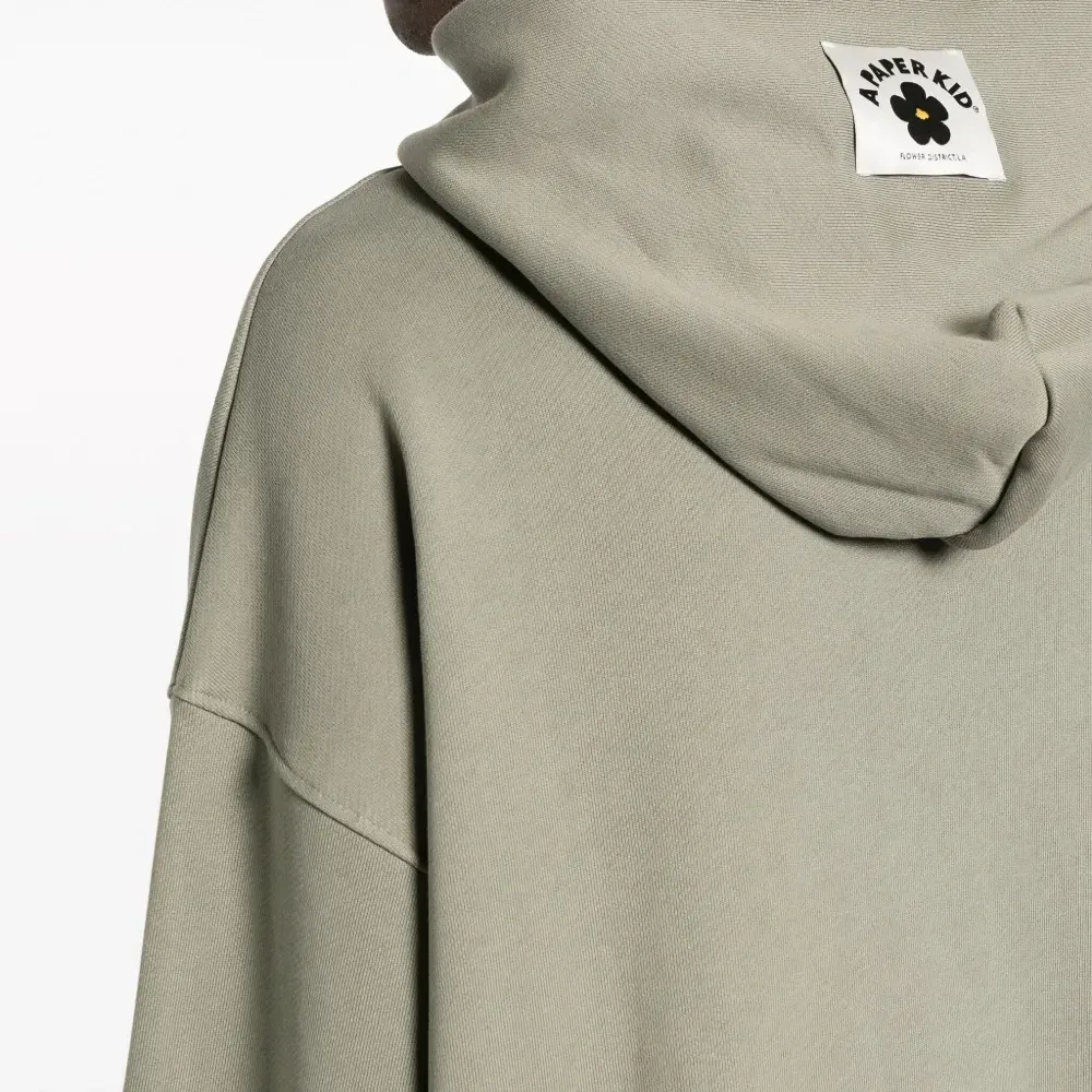 Худи с вышитым логотипом