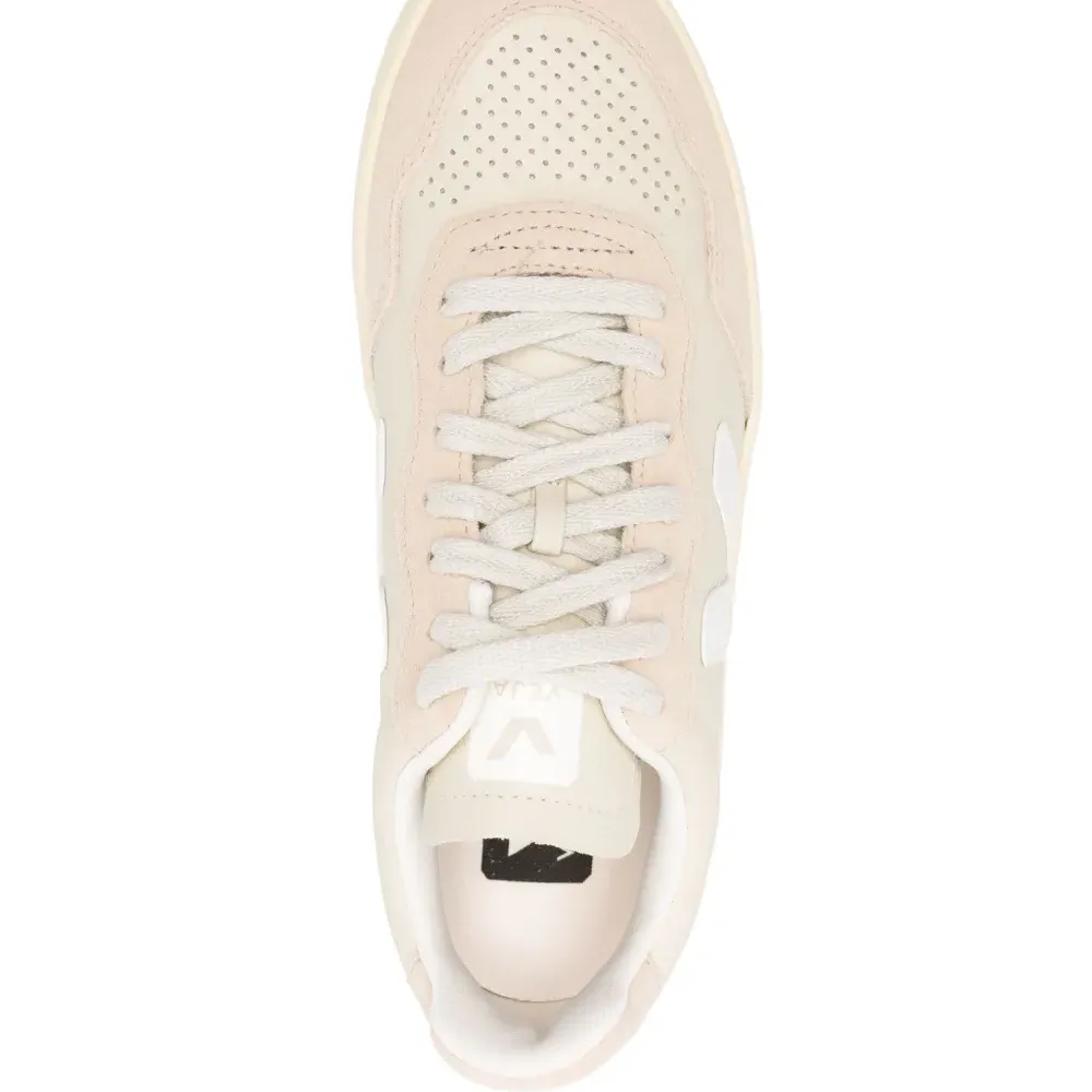 Кроссовки V-90 Кроссовки V-90