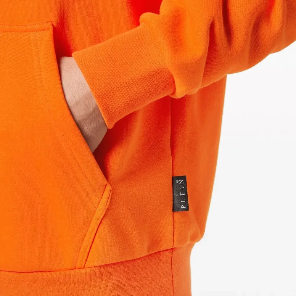 Толстовка с графичным принтом