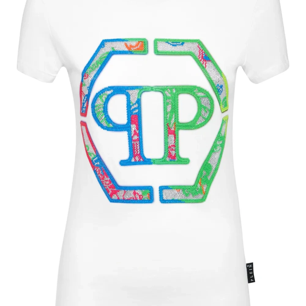 Футболка с логотипом