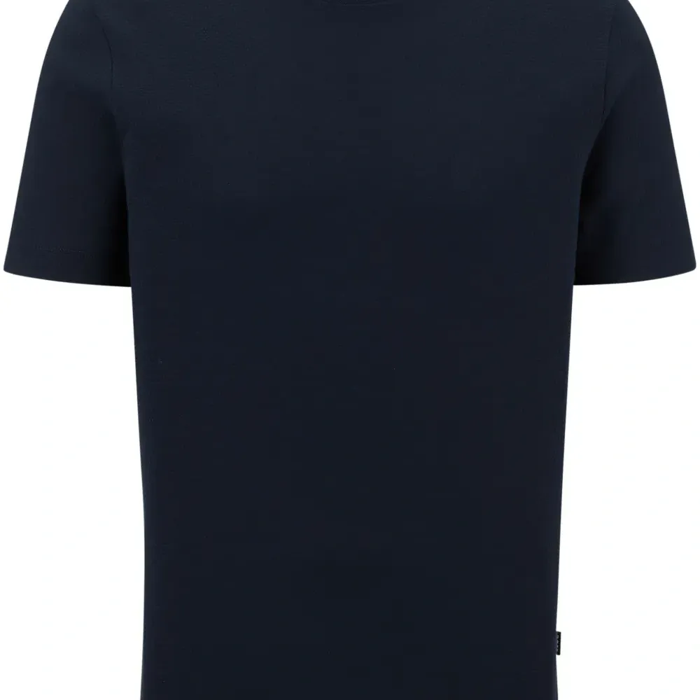 Футболка с логотипом