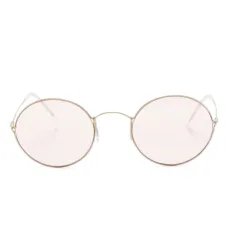 Солнцезащитные очки в круглой оправе