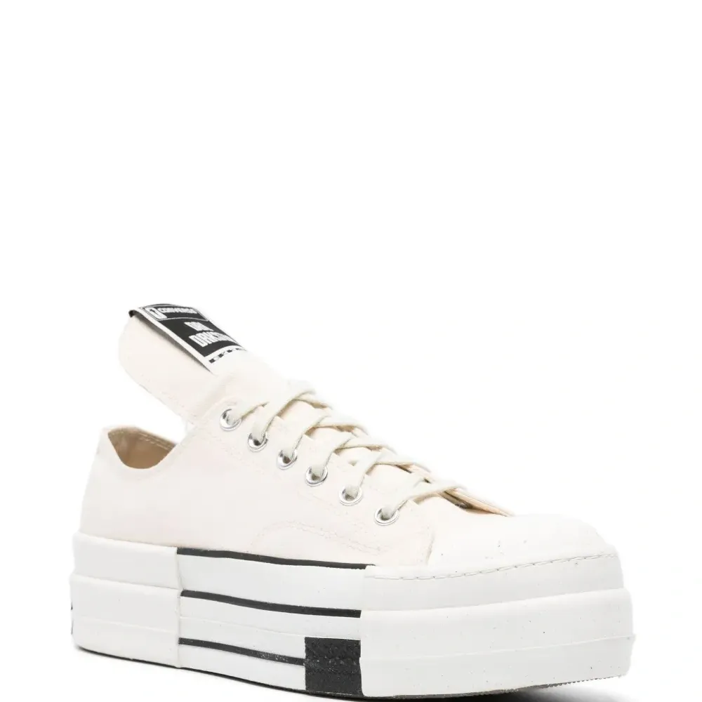 Кроссовки на шнуровке из коллаборации с DRKSHDW