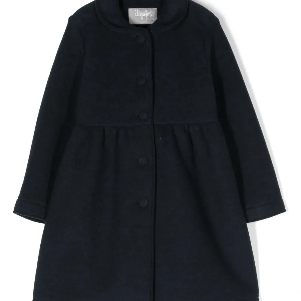 Однобортное пальто со сборками