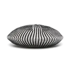 Полосатый берет с вышитым логотипом