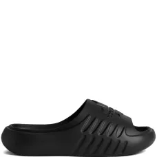 Шлепанцы с тисненым логотипом