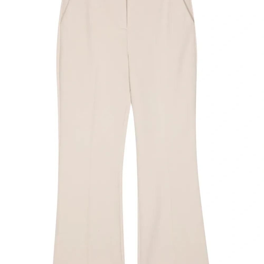 Широкие брюки со складками