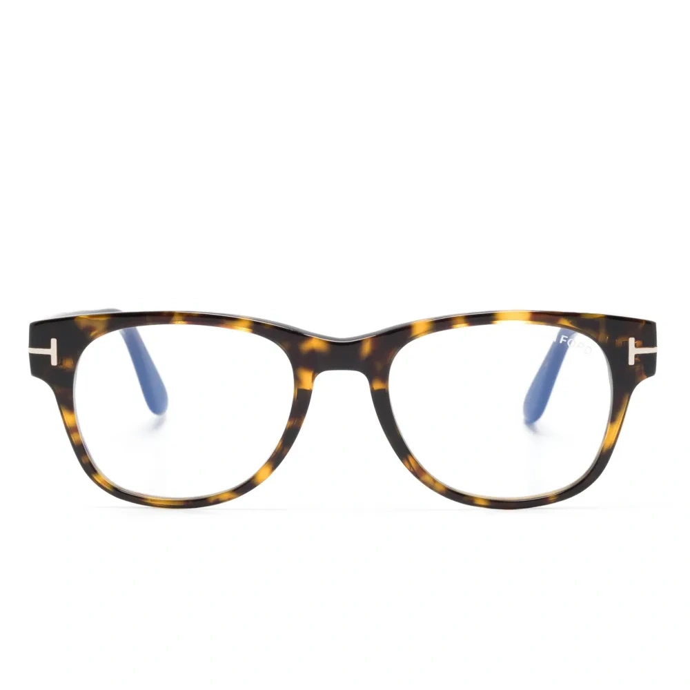 Очки с прозрачными линзами