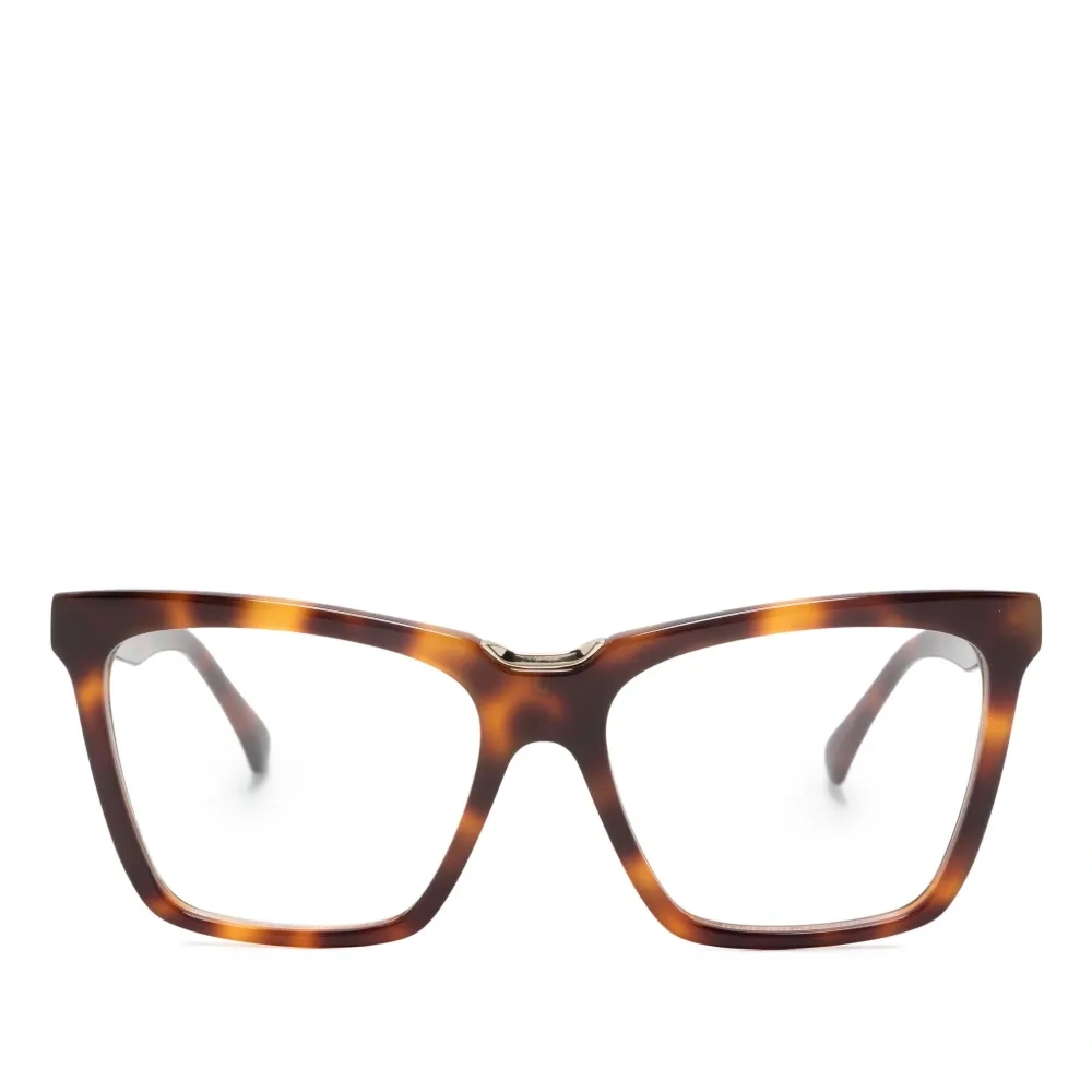 Очки в оправе 'кошачий глаз'