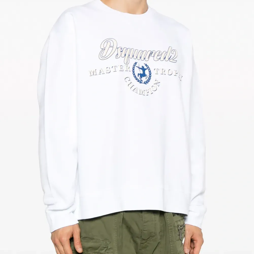 Толстовка с логотипом