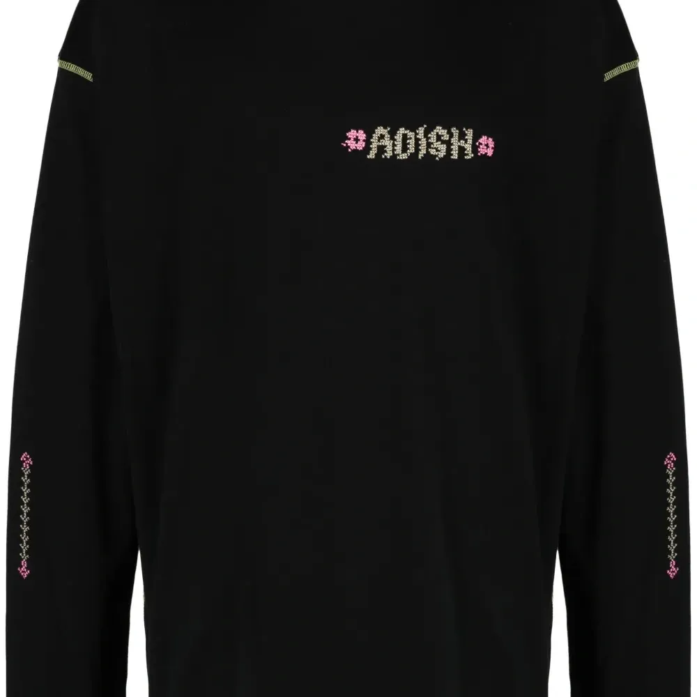 Футболка Tatreez с вышитым логотипом