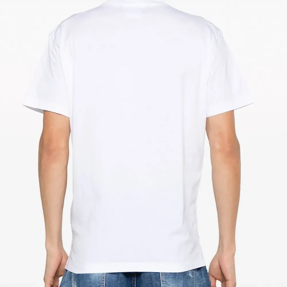 Футболка с логотипом