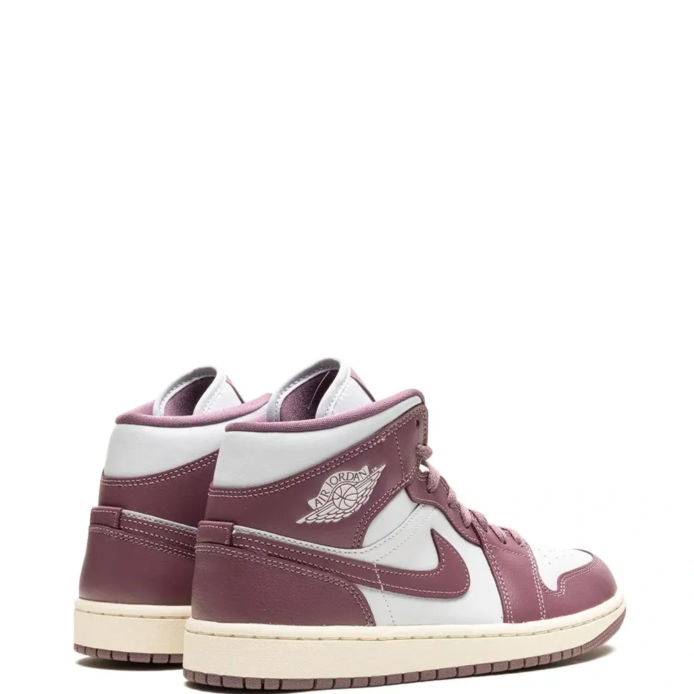 Кроссовки Air Jordan 1 Mid Sky J Mauve