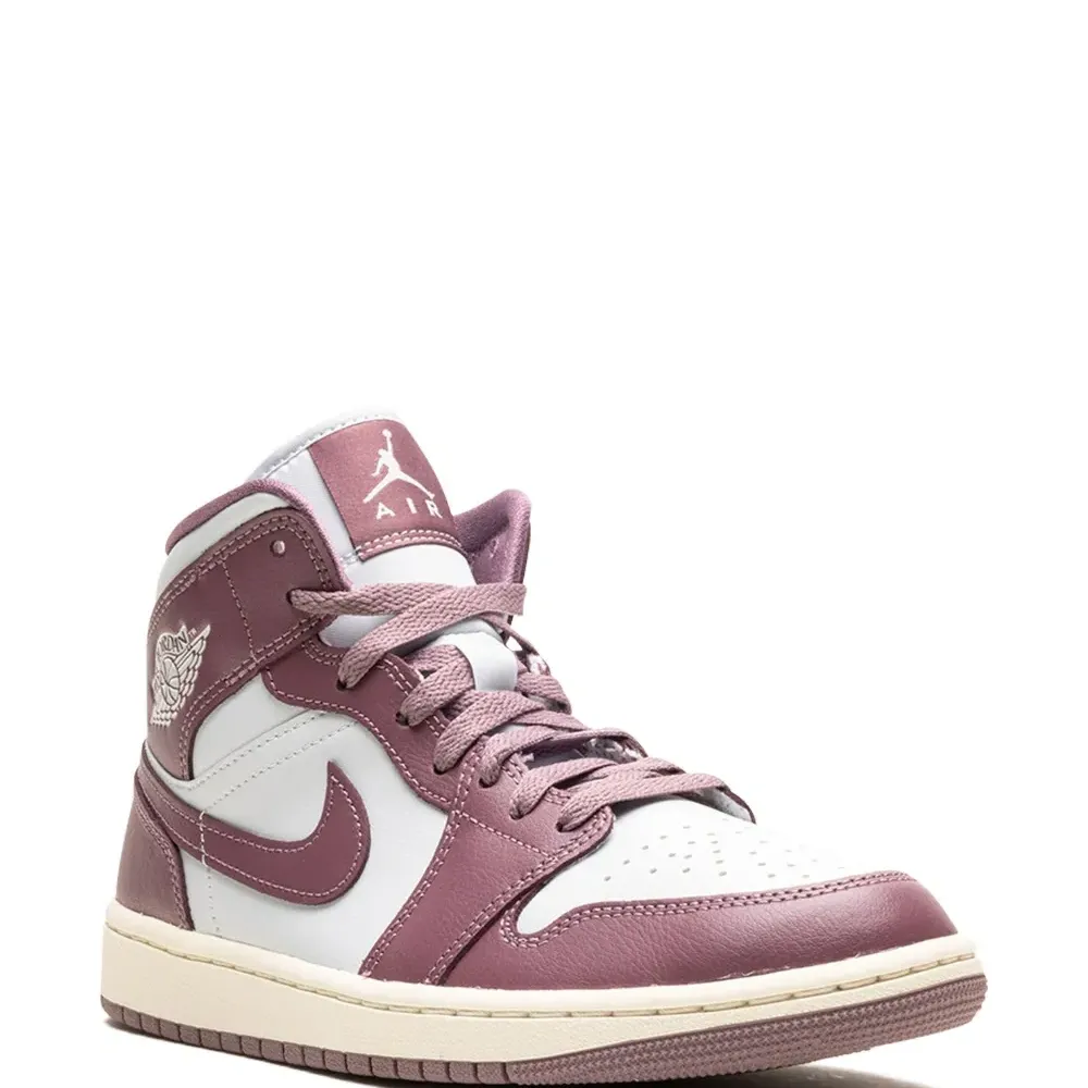 Кроссовки Air Jordan 1 Mid Sky J Mauve