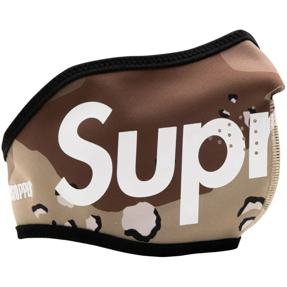 Маска с камуфляжным принтом из коллаборации с Windstopper