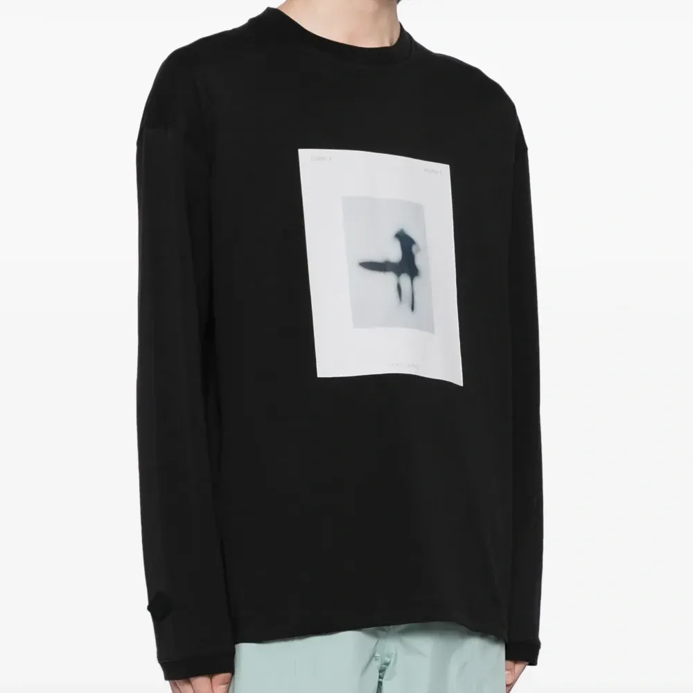 Футболка Cold Frame из коллаборации с Taro Tamai