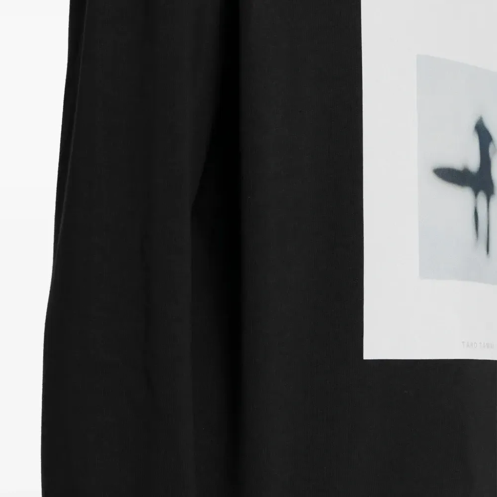 Футболка Cold Frame из коллаборации с Taro Tamai