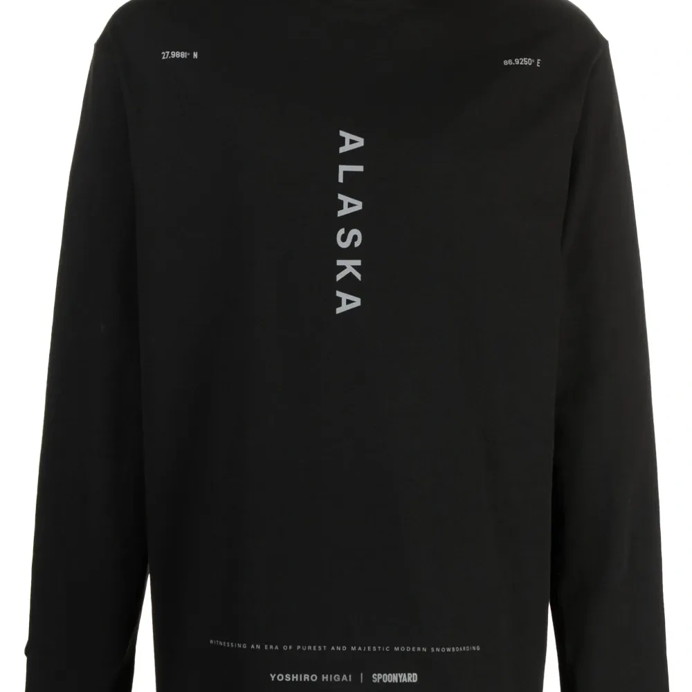 Футболка с воротником-стойкой