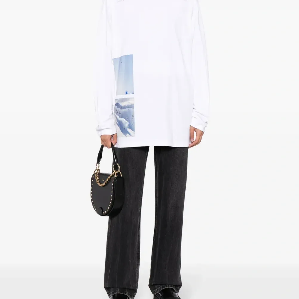 Футболка Alaska из коллаборации с Taro Tamai