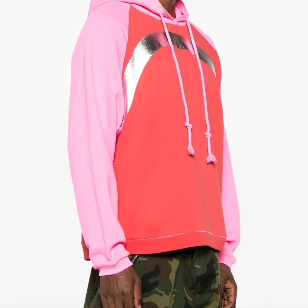 Худи в стиле колор-блок Худи в стиле колор-блок