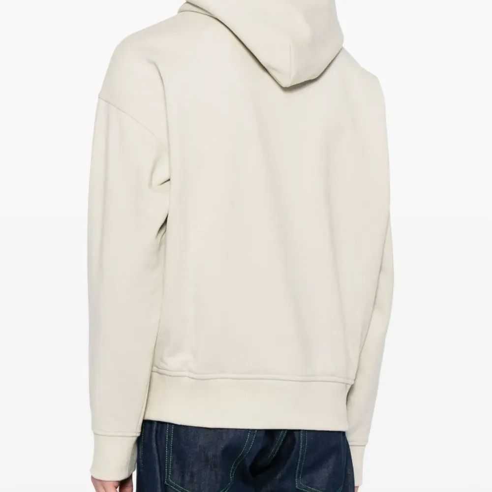 Худи с приспущенными плечами и логотипом Худи с приспущенными плечами и логотипом