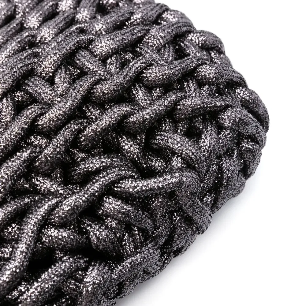 плетеный клатч с эффектом металлик плетеный клатч с эффектом металлик