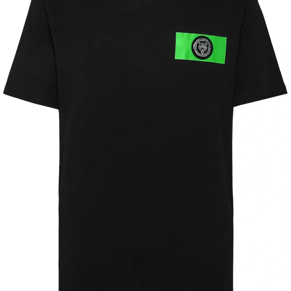 Футболка с логотипом