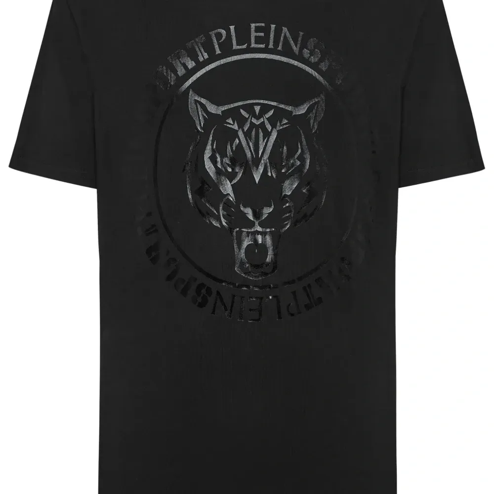 Футболка с логотипом