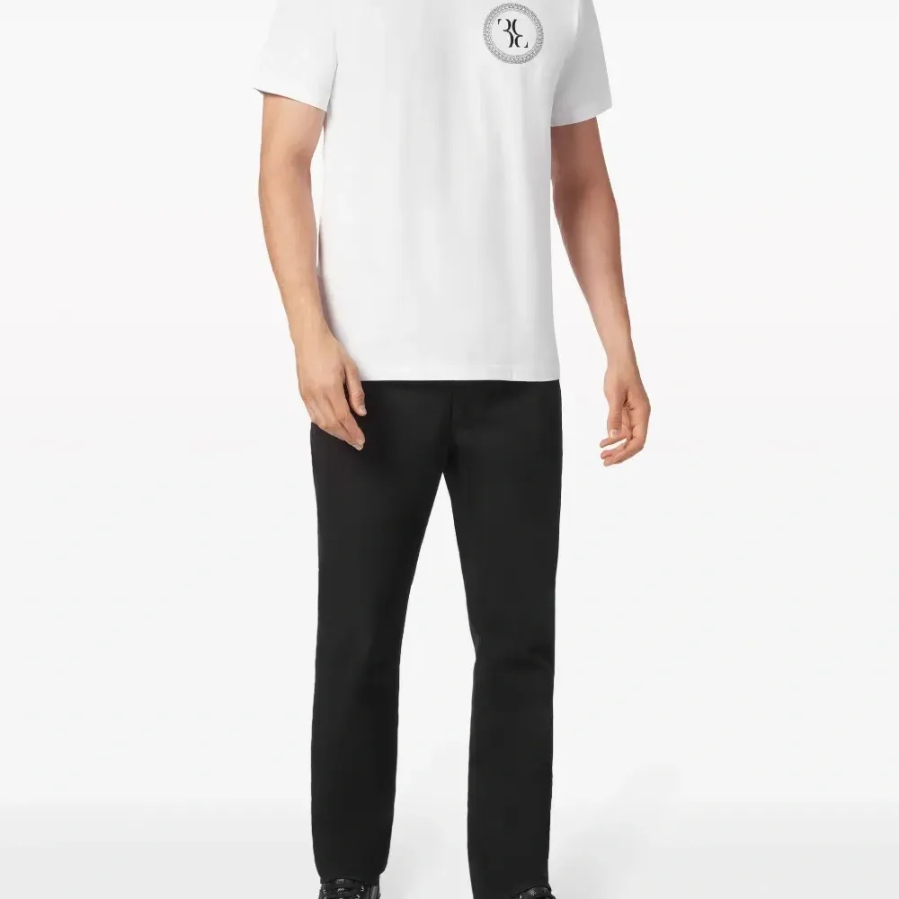 Футболка с логотипом