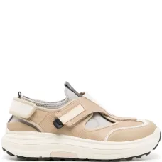 Кроссовки Tred с нашивкой-логотипом